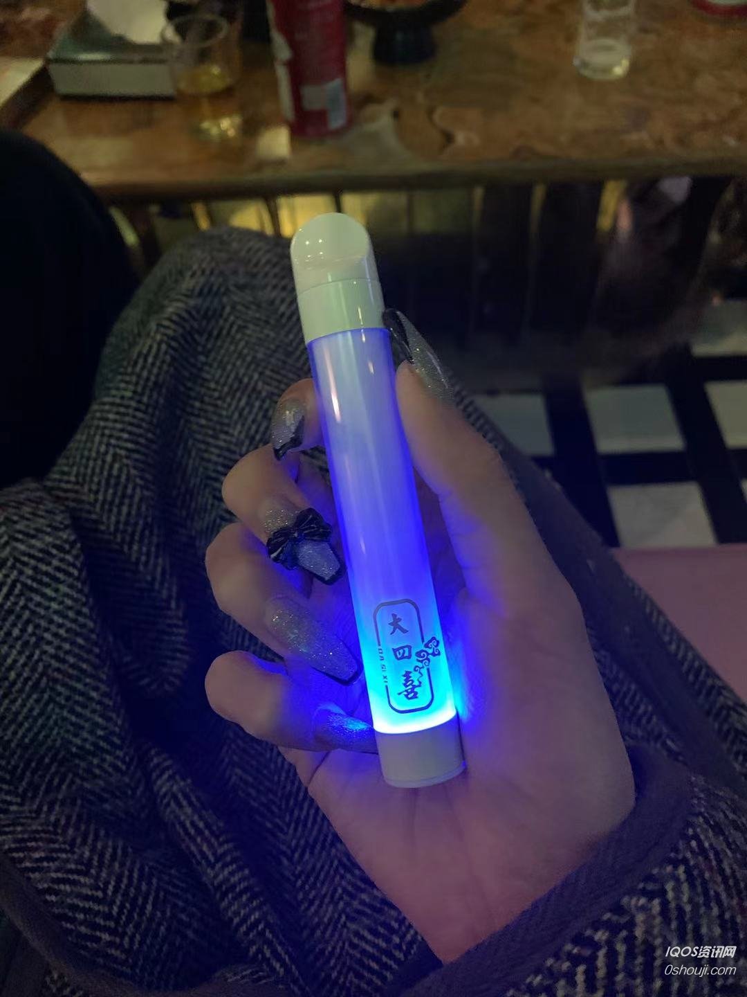 Huanxi Big Four Joy illuminated vaping device