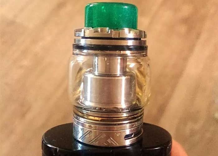 What causes e-cigarettes to leak e-liquid