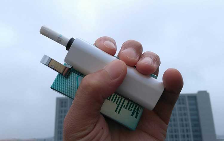 QUIZZ Heat-Not-Burn Device Review