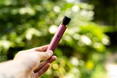 What are the risks of MOTI e-cigarettes