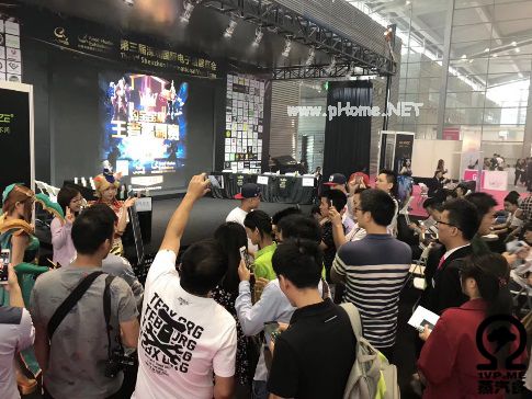 Shenzhen October E-Cigarette Show ended perfectly at the end of the year, purchasing popularity was full