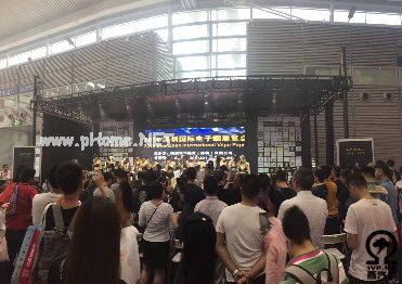 Shenzhen October E-Cigarette Show ended perfectly at the end of the year, purchasing popularity was full