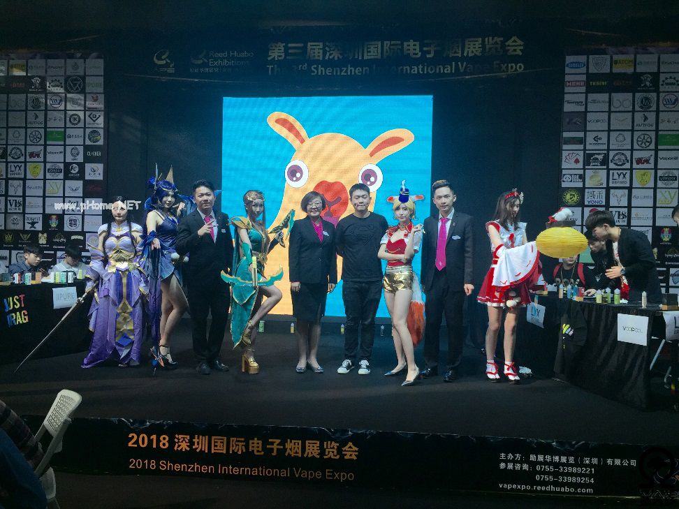 Shenzhen October E-Cigarette Show ended perfectly at the end of the year, purchasing popularity was full