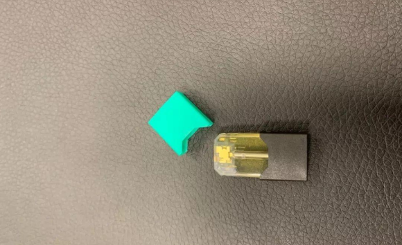 Juul e-cigarettes