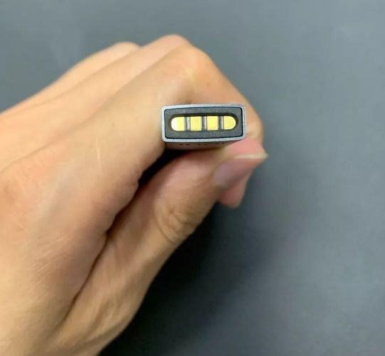 Juul e-cigarettes