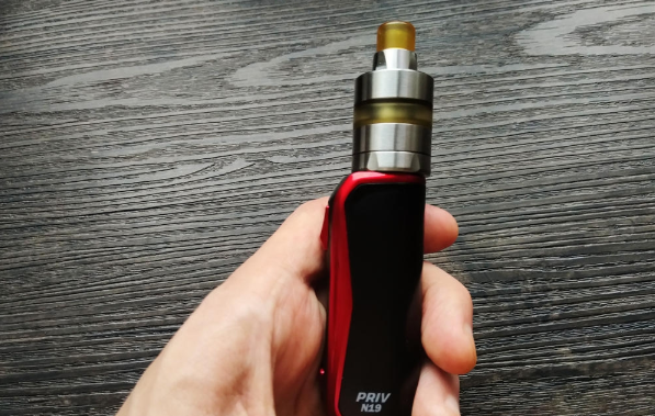 SMOK PRIV N19 KIT electronic cigarette